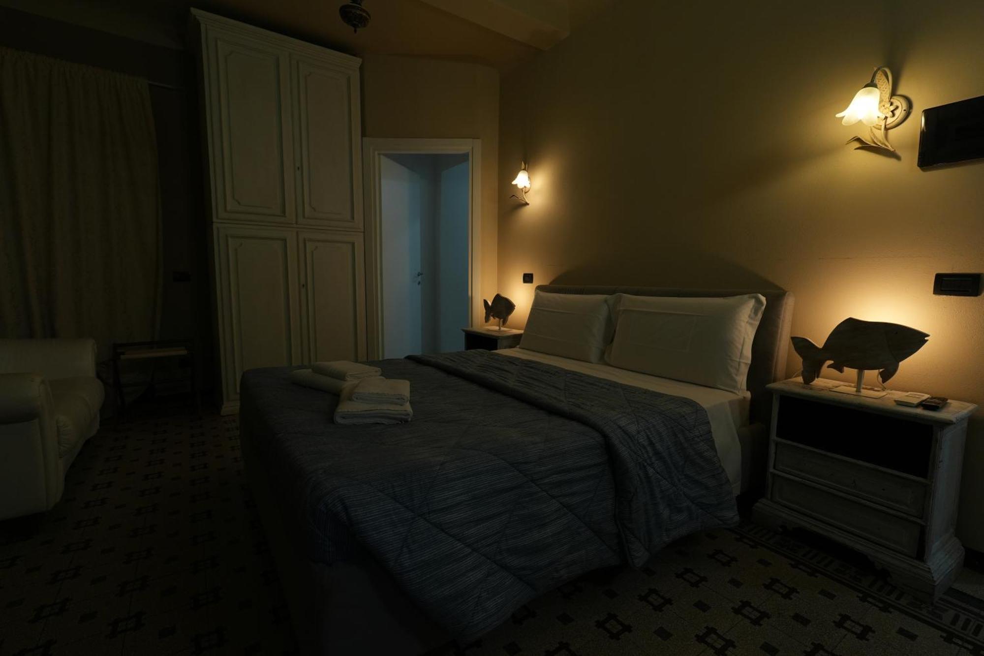 White Lerici Hotel Luaran gambar